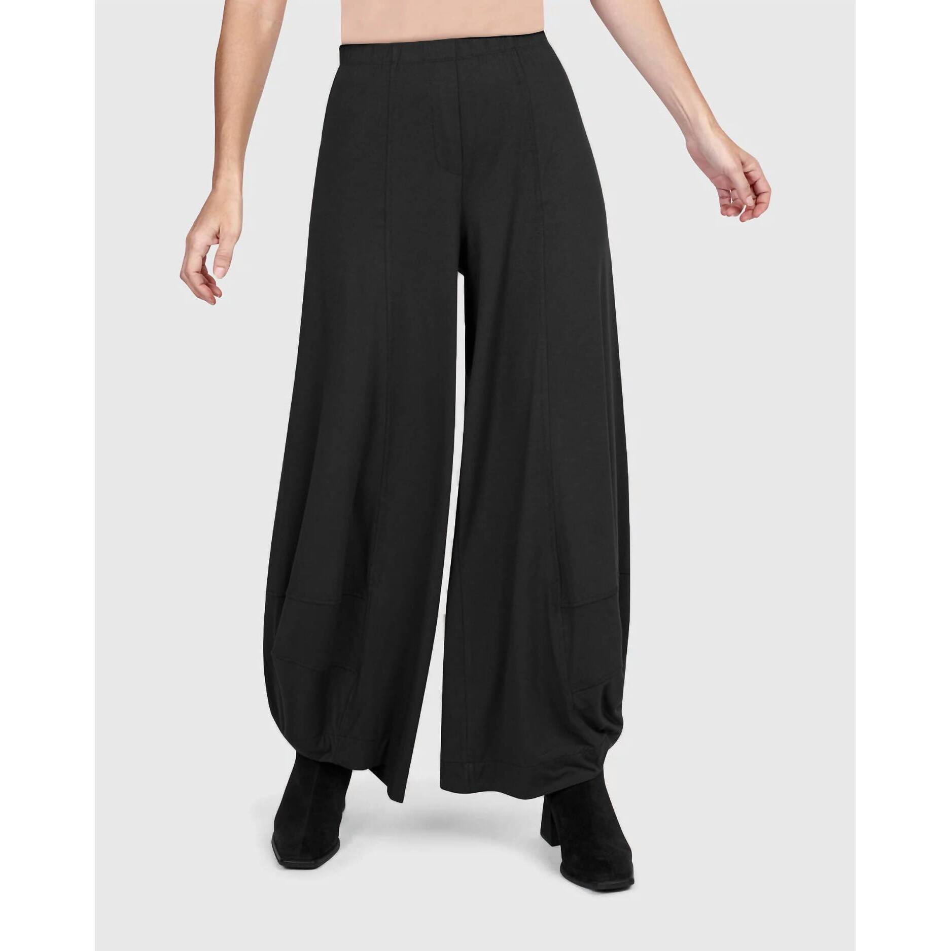 New Alembika Essential Punto Relaxed Leg Pants In Black